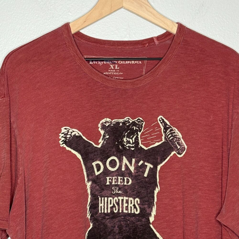 Lucky‎ Brand Mens T-Shirt XL Red Bear Graphic Hipsters Casual Basics - Picture 5 of 7